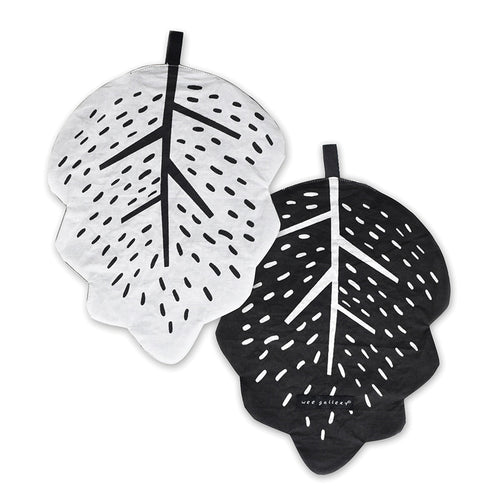 Wee Gallery Crinkle Toy - Leaf